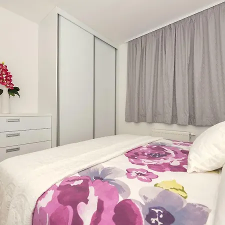 Penthouse Jure 公寓 马卡尔斯卡