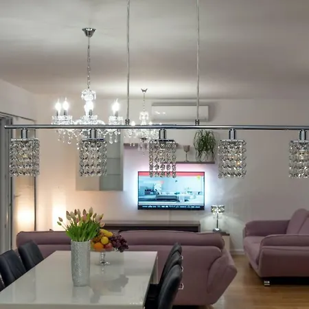 Penthouse Jure *