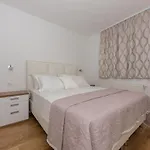 Penthouse Jure * ماكارسكا