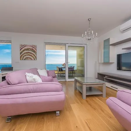 Appartement Penthouse Jure *
