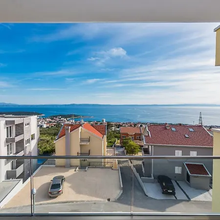 Penthouse Jure شقة *